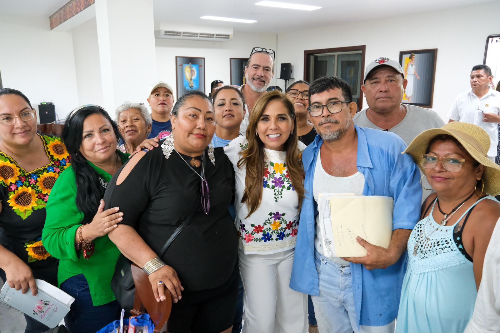 Establecen autoridades una mesa de diálogo con colonos de Chetumal y Mahahual