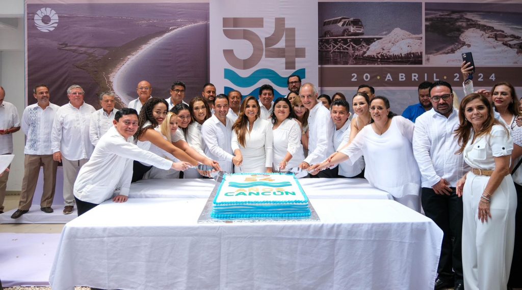 Festejan el 54 aniversario de Cancún con un llamado a consolidar la inclusión y la prosperidad