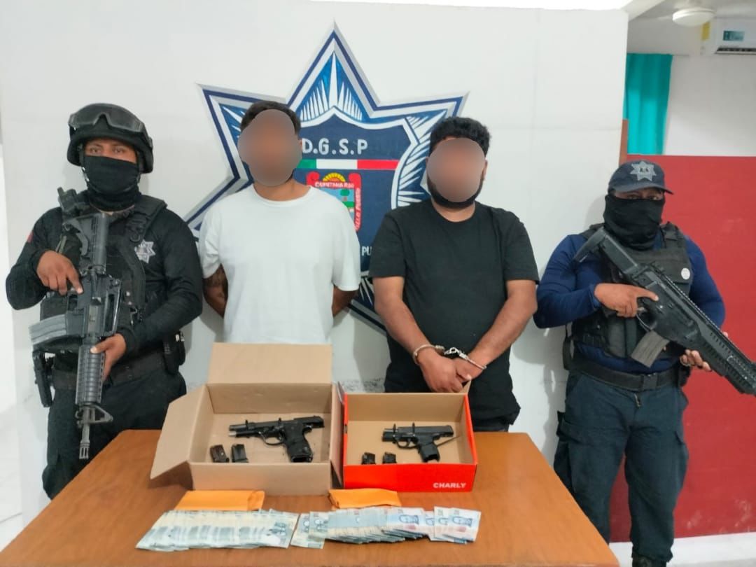 Detienen a dos sujetos con armas y dinero, en Noh Bec