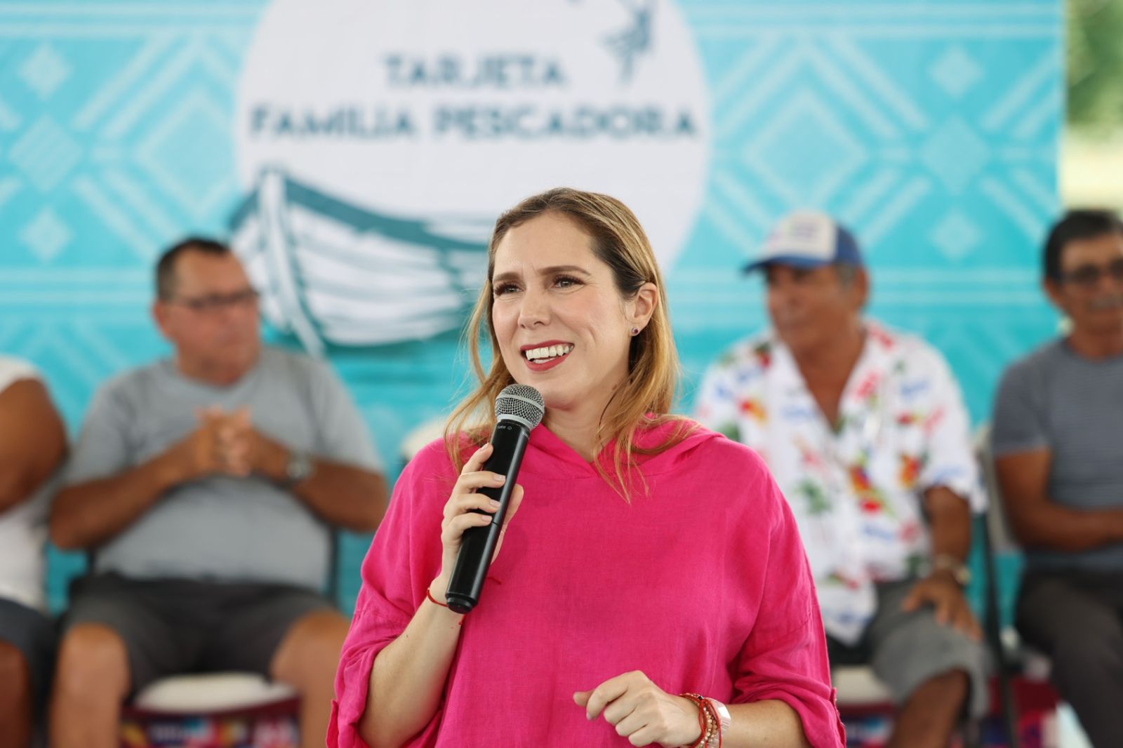 Entregan en Isla Mujeres apoyos a pescadores a través del programa ‘Familia Pescadora’