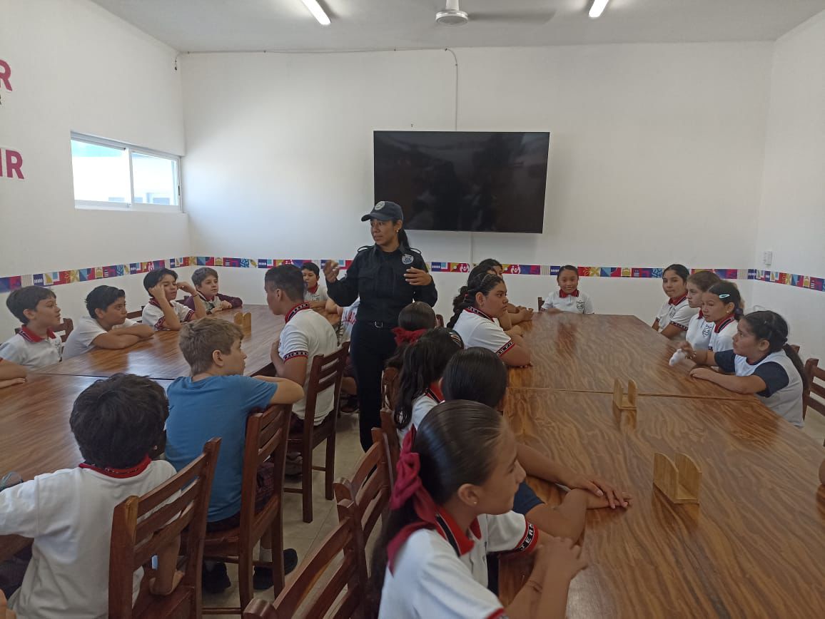 Gobierno de Isla Mujeres fomenta la proximidad social con ‘Conoce a tu Policía’