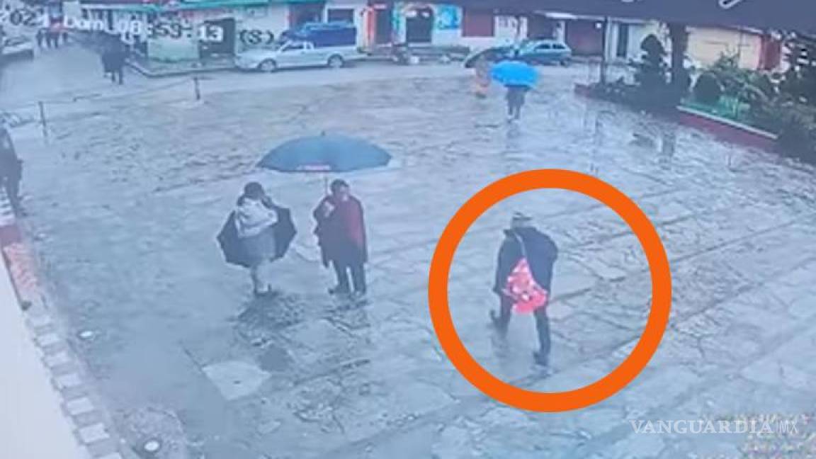 Revelan video del asesinato del padre Marcelo Pérez tras salir de misa en Chiapas