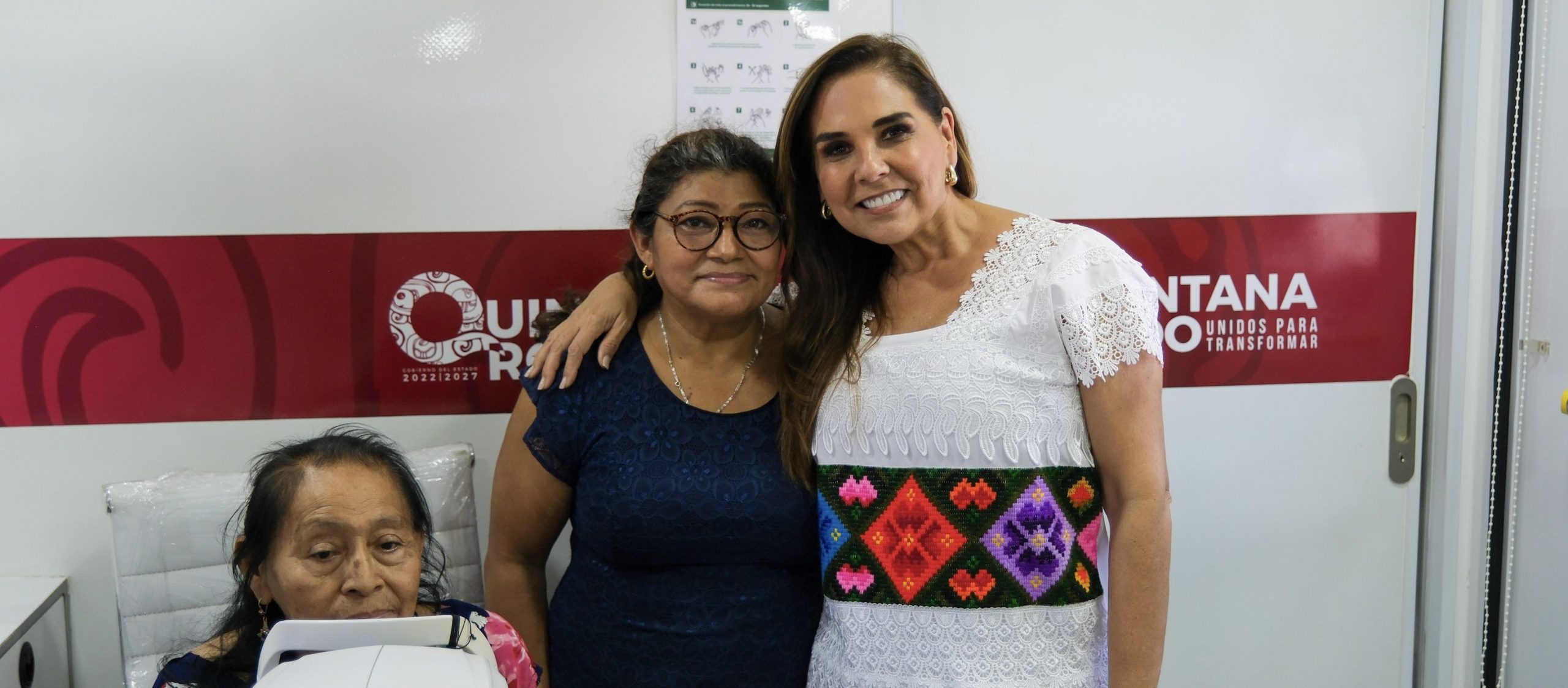 Supervisa Mara Lezama caravanas médicas móviles en Felipe Carrillo Puerto para llevar bienestar y justicia social