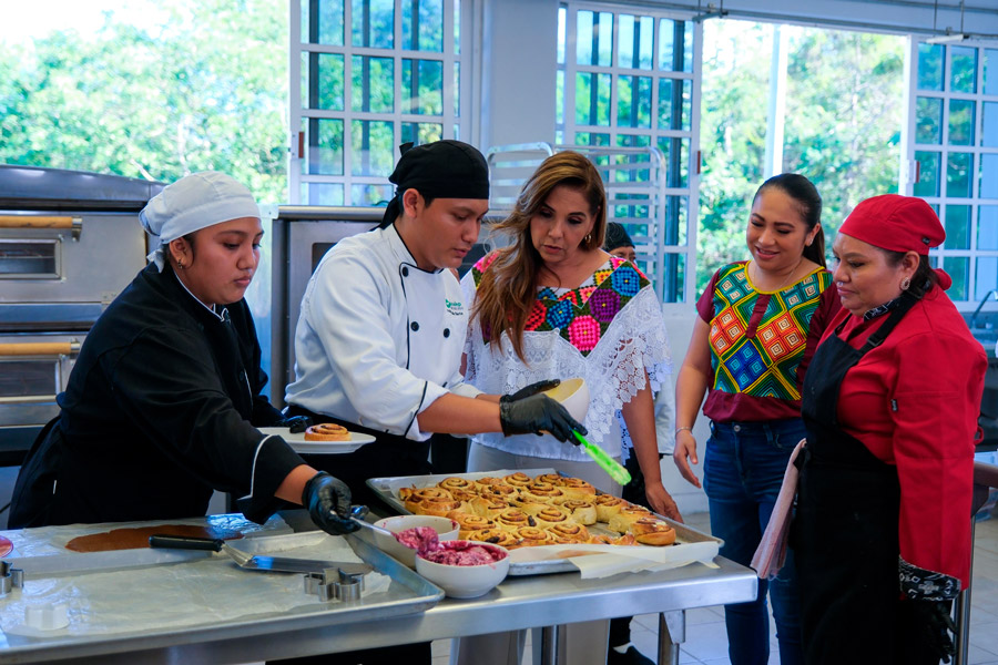 Tras años de abandono, Mara Lezama entregó transformado taller de alimentos y bebidas en CONALEP de Felipe Carrillo Puerto